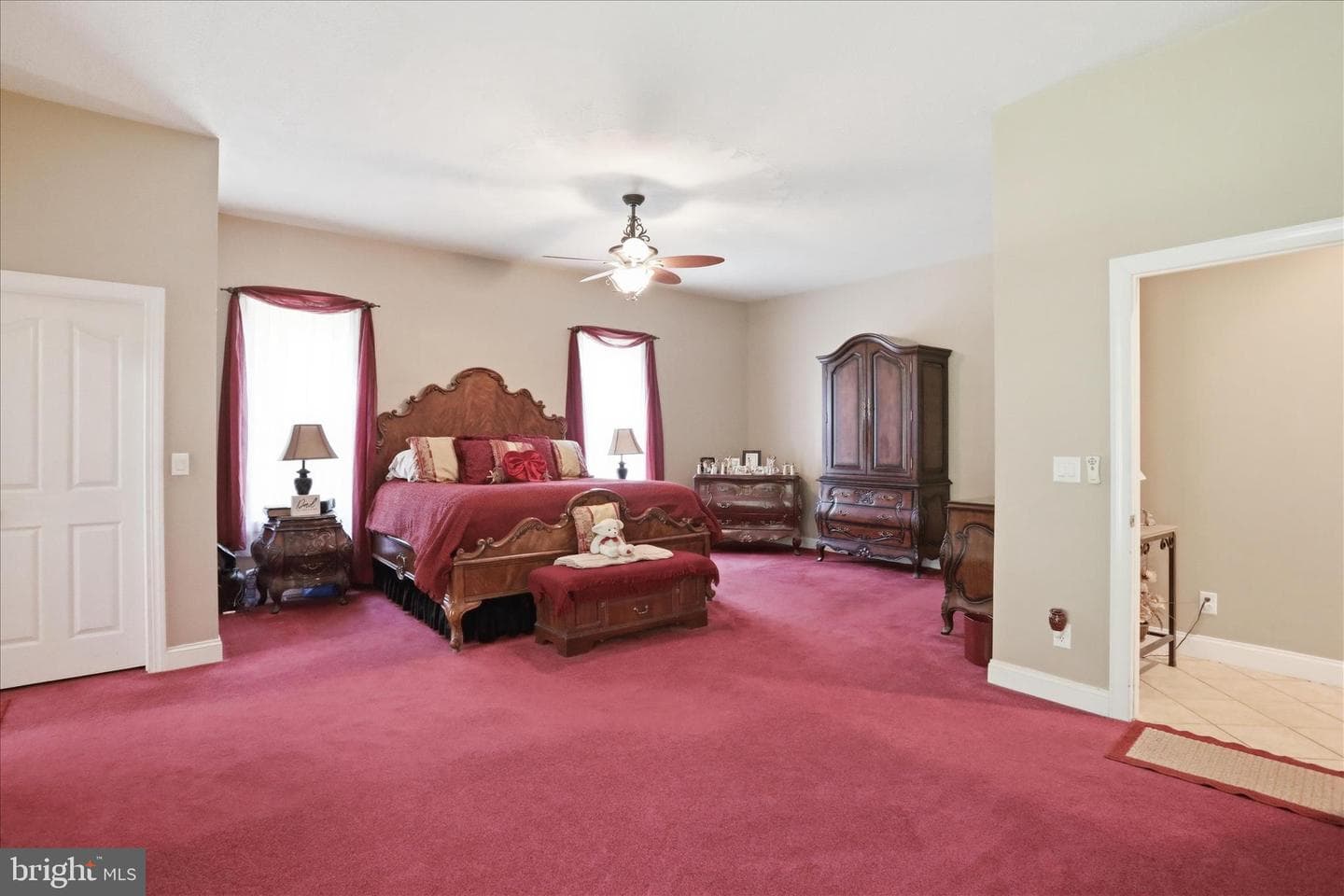 524 S Mcdaniel Lane photo 32