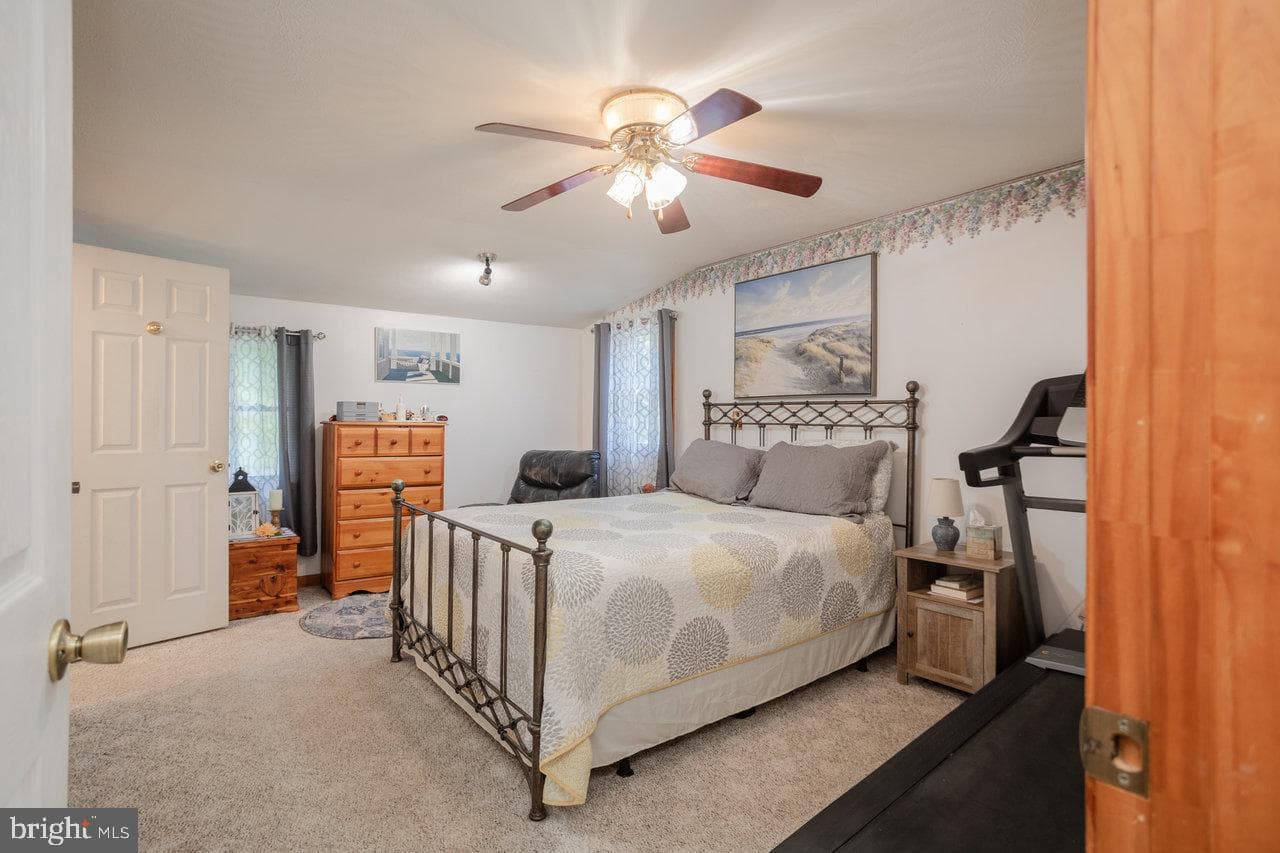279 Helms Road photo 30