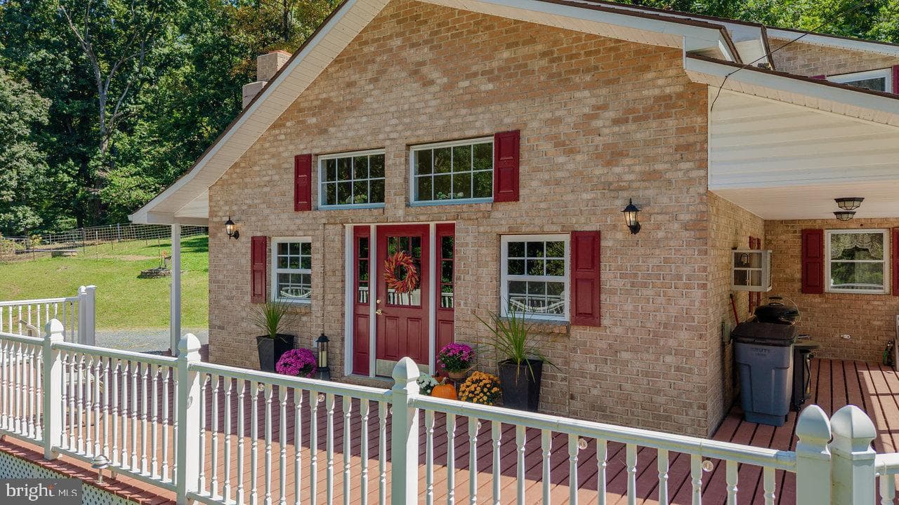 279 Helms Road photo 62