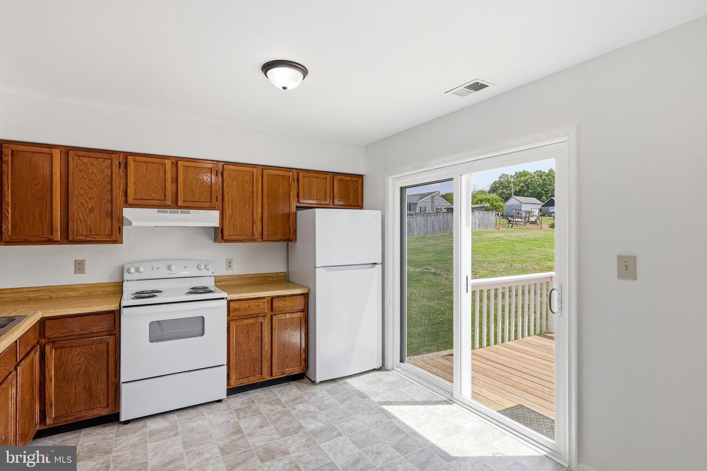312 Quincy Avenue photo 28