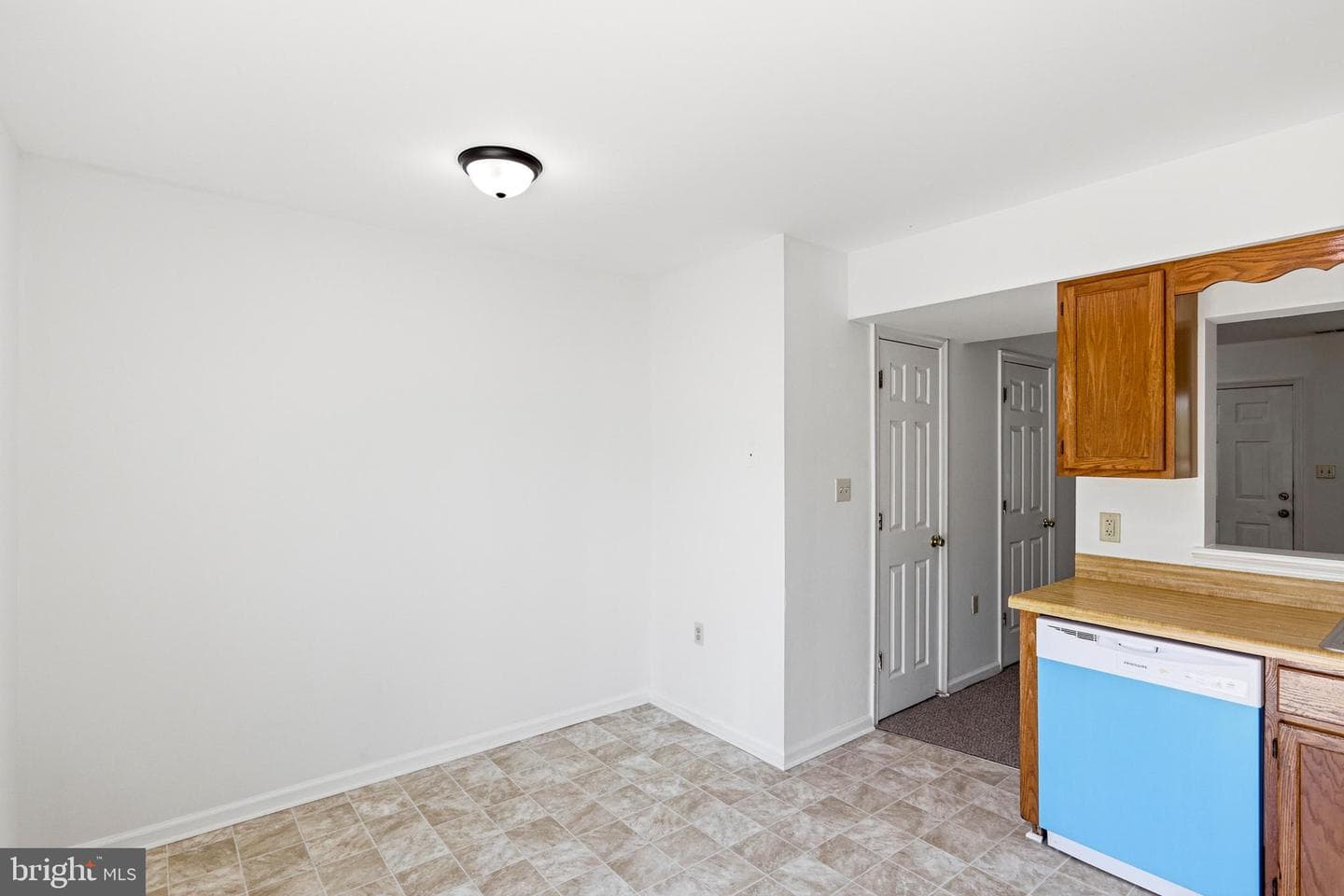 312 Quincy Avenue photo 30