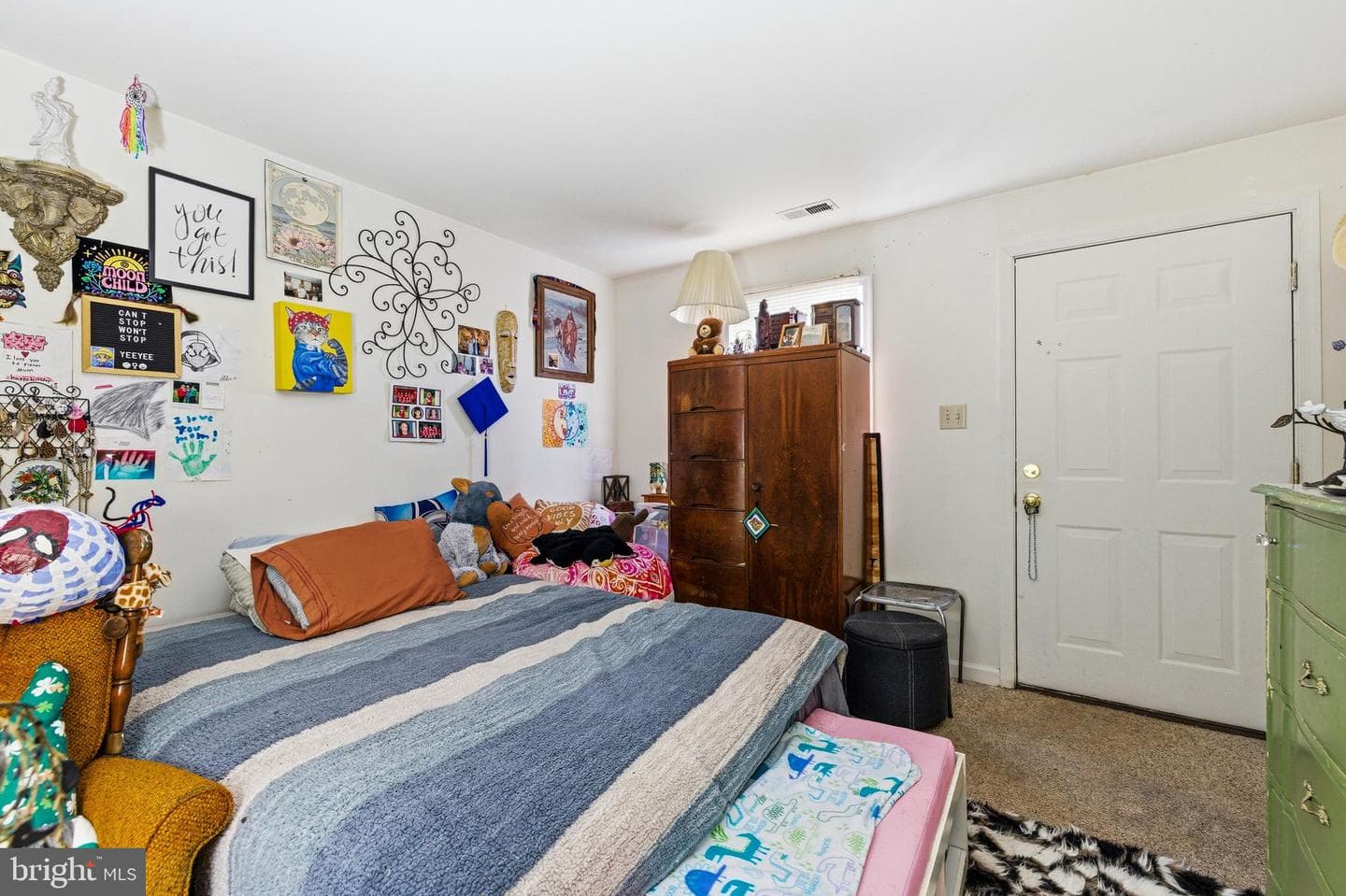 117 Warren Avenue photo 17