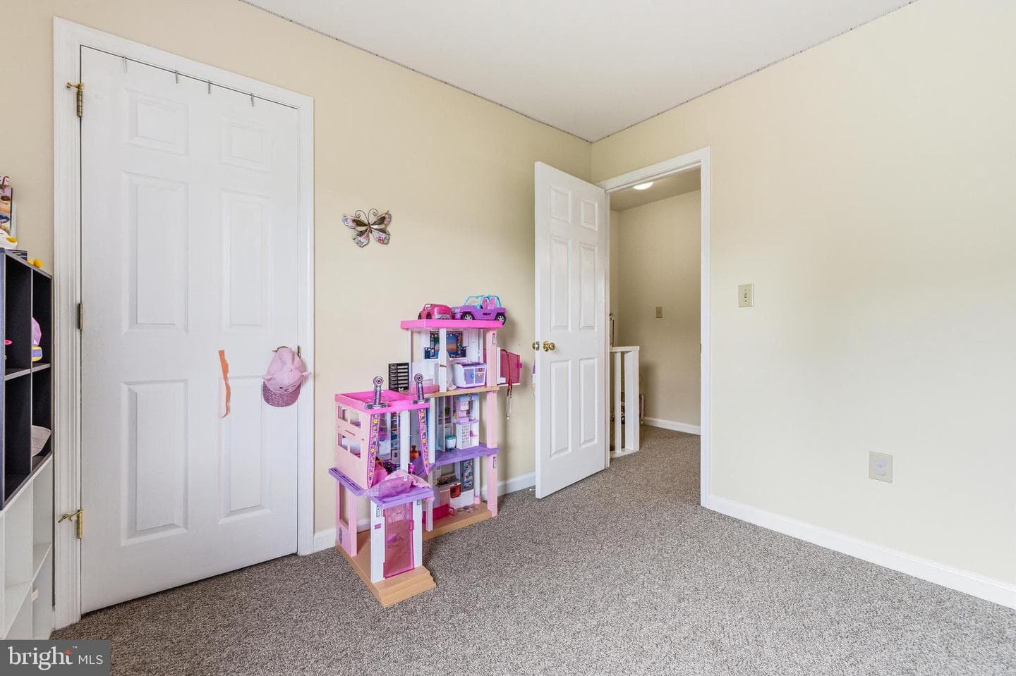 117 Warren Avenue photo 36