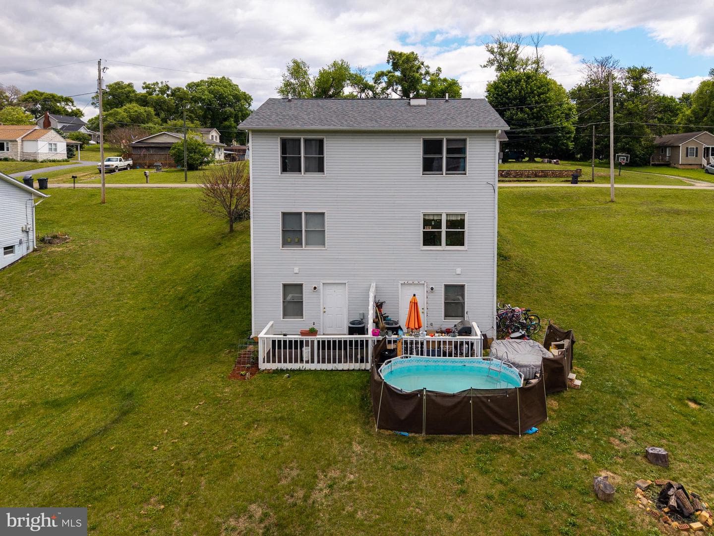 117 Warren Avenue photo 40