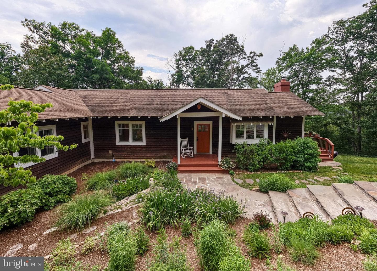 801 Woodside Drive photo 3