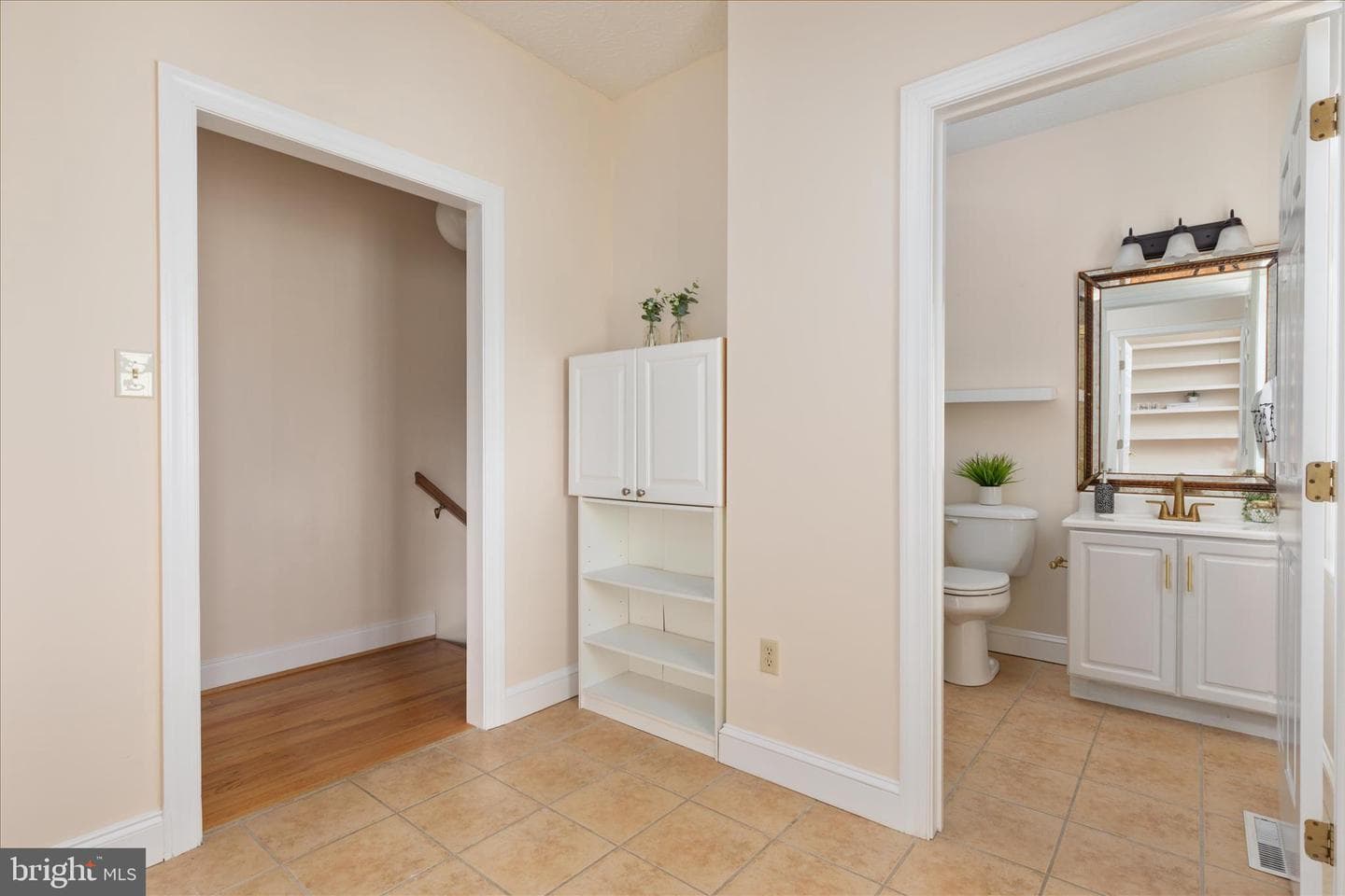 1050 Almond Drive photo 26