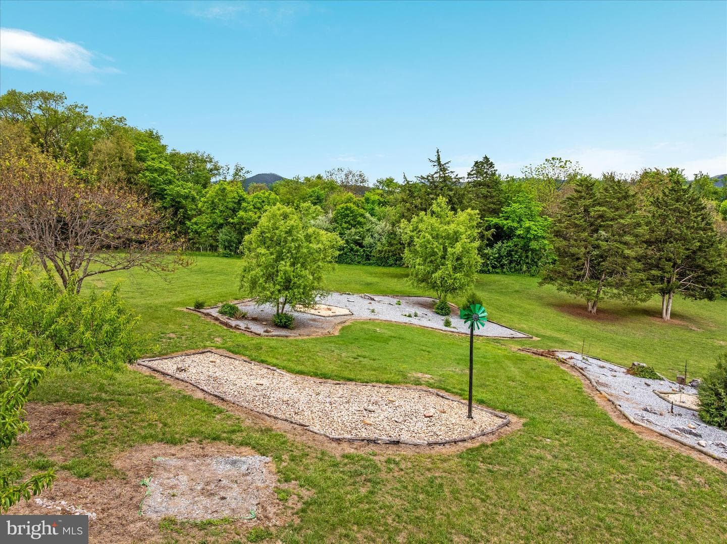 1050 Almond Drive photo 84