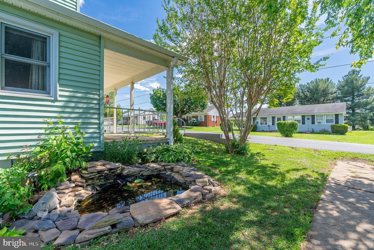 302 Woodland Avenue photo 4
