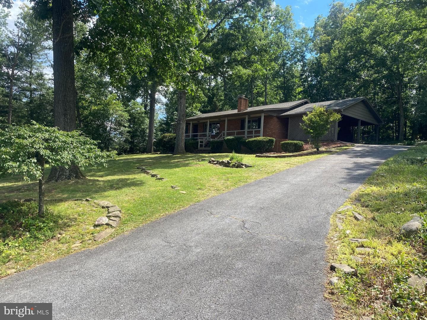 213 Forest Hills Drive photo 2