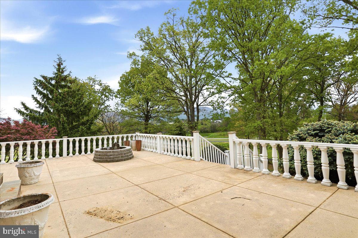 50 Cottage Drive photo 41