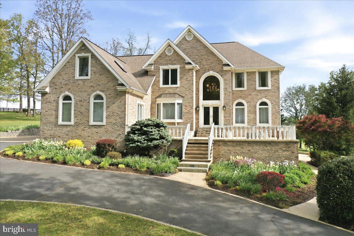 50 Cottage Drive photo 69