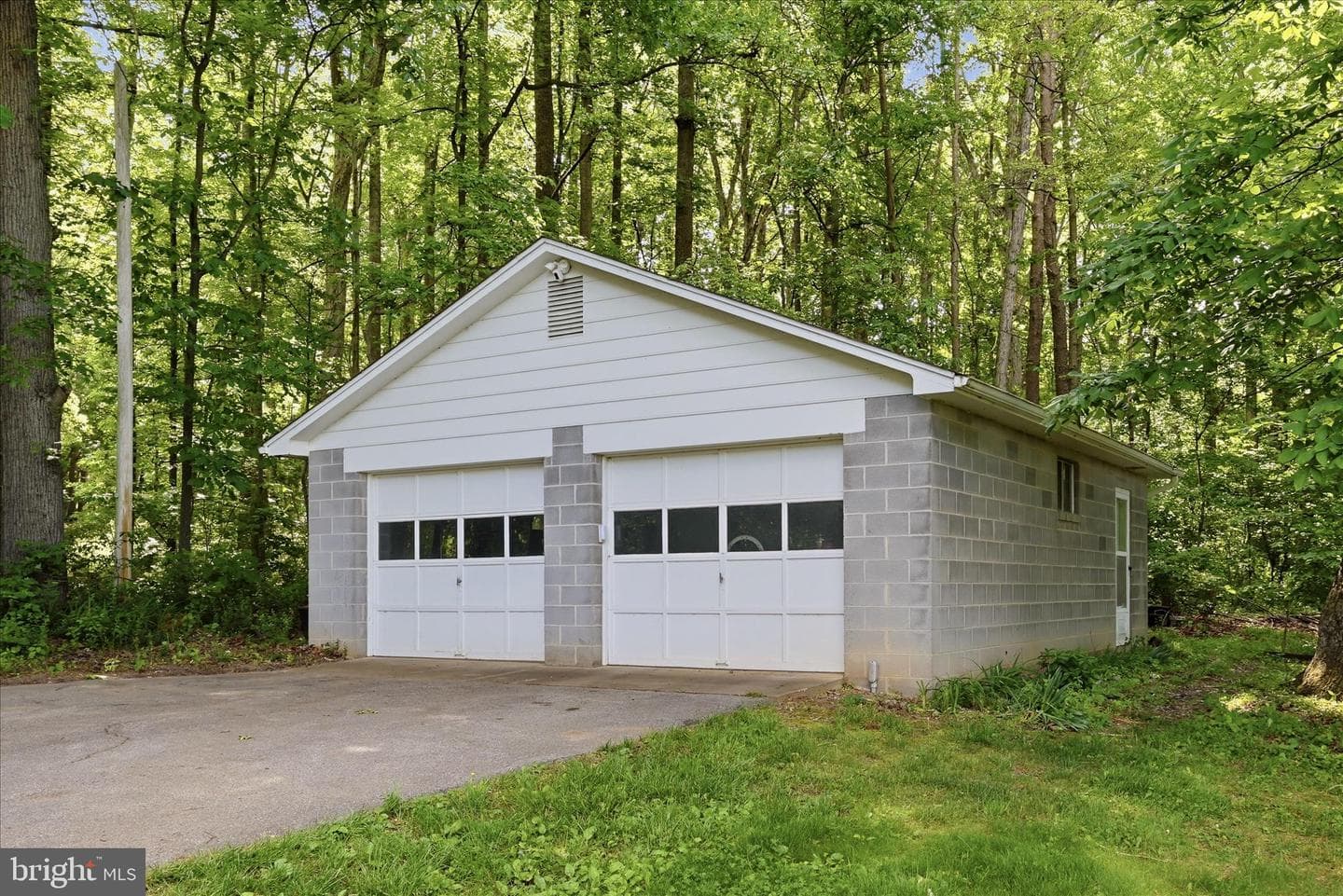 338 Springfield Estates Drive photo 65