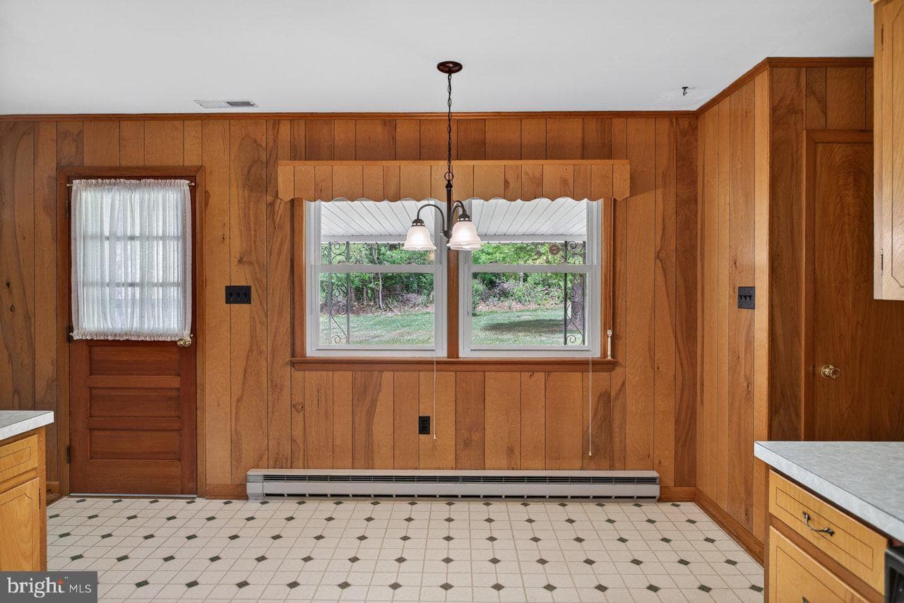 255 Verbena Road photo 10