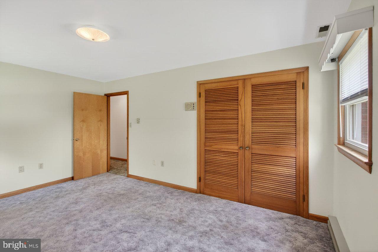 255 Verbena Road photo 16