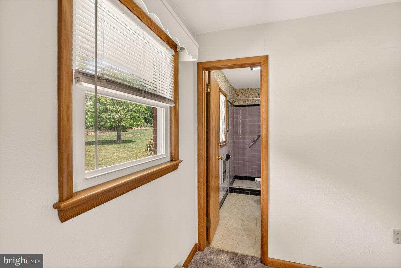 255 Verbena Road photo 18