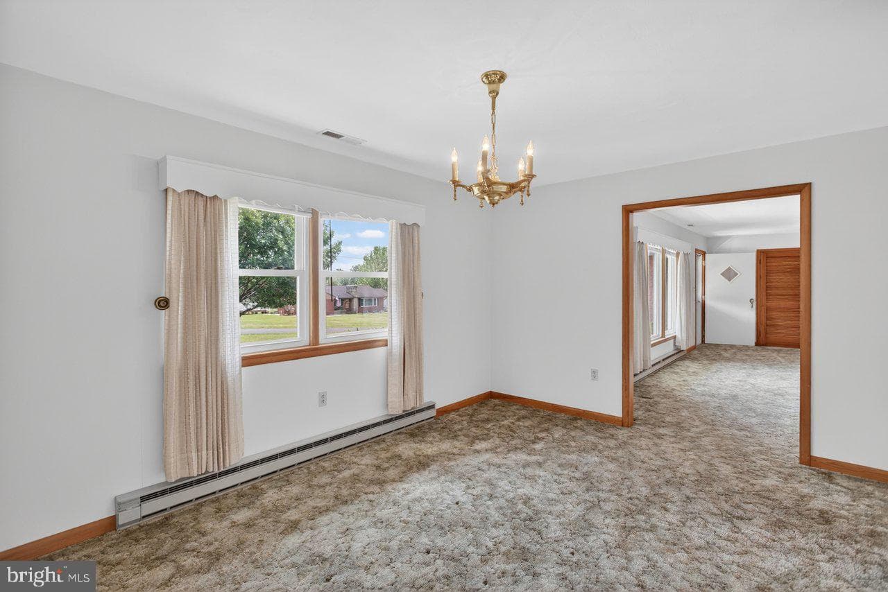 255 Verbena Road photo 8