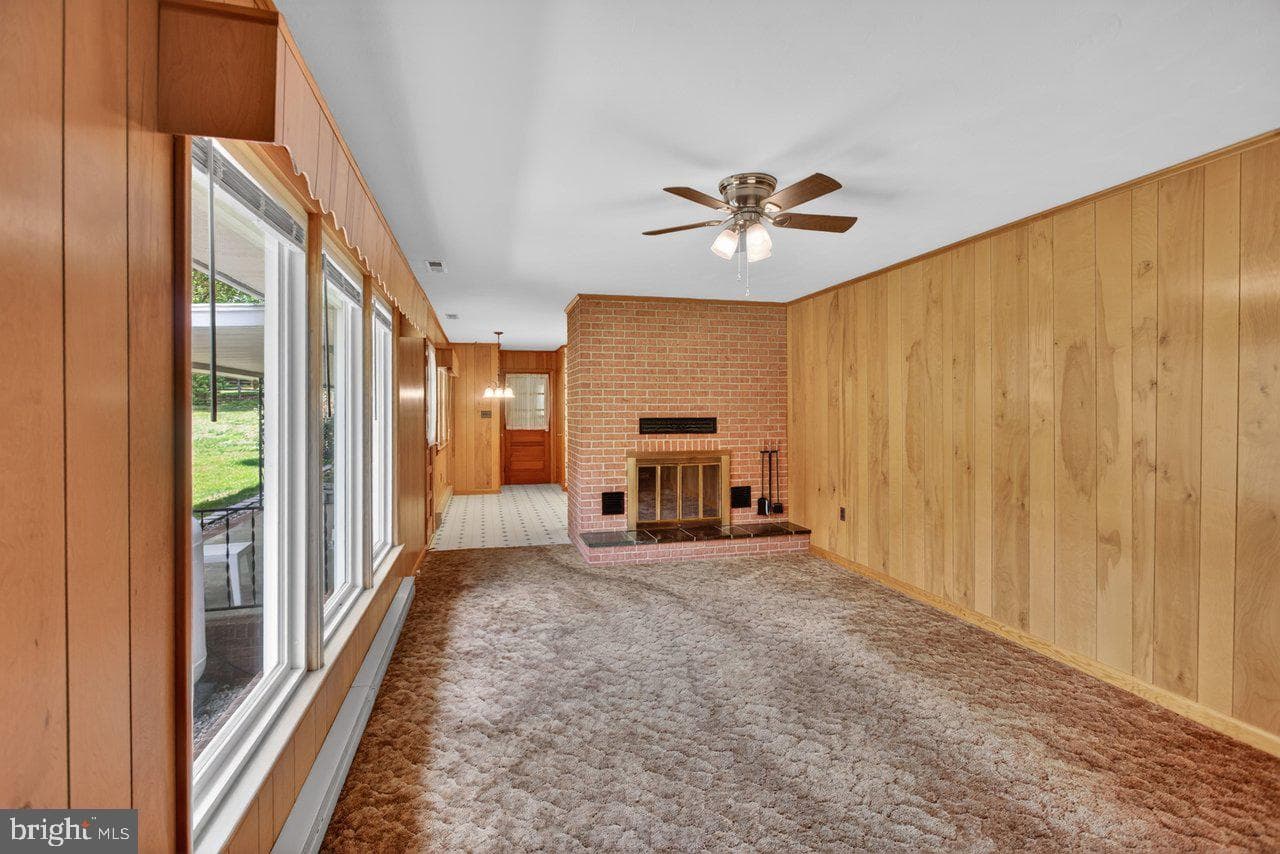 255 Verbena Road photo 9
