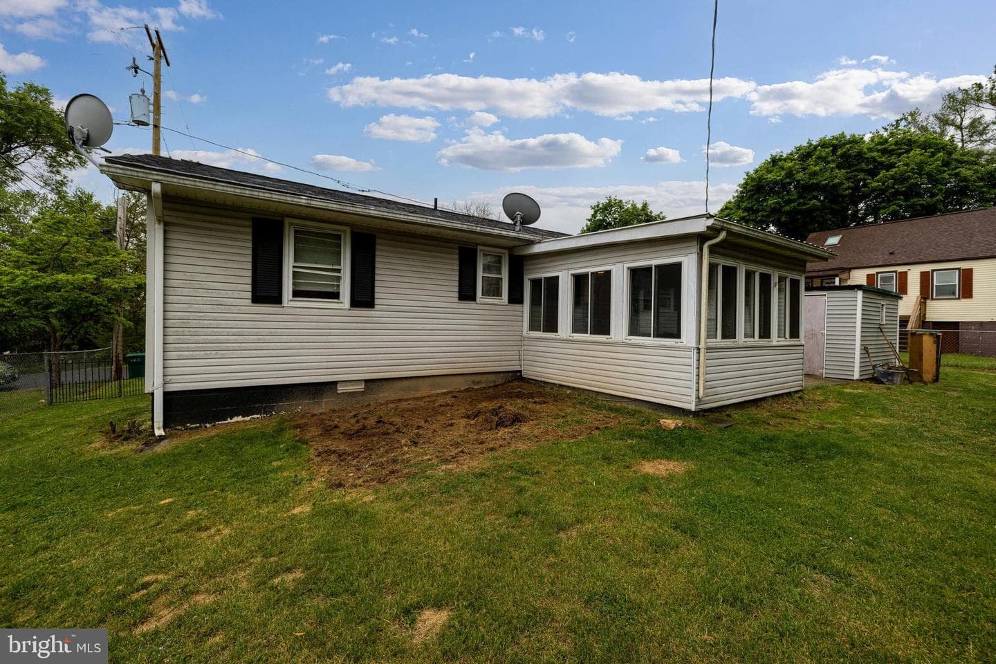 320 Willow Street photo 23