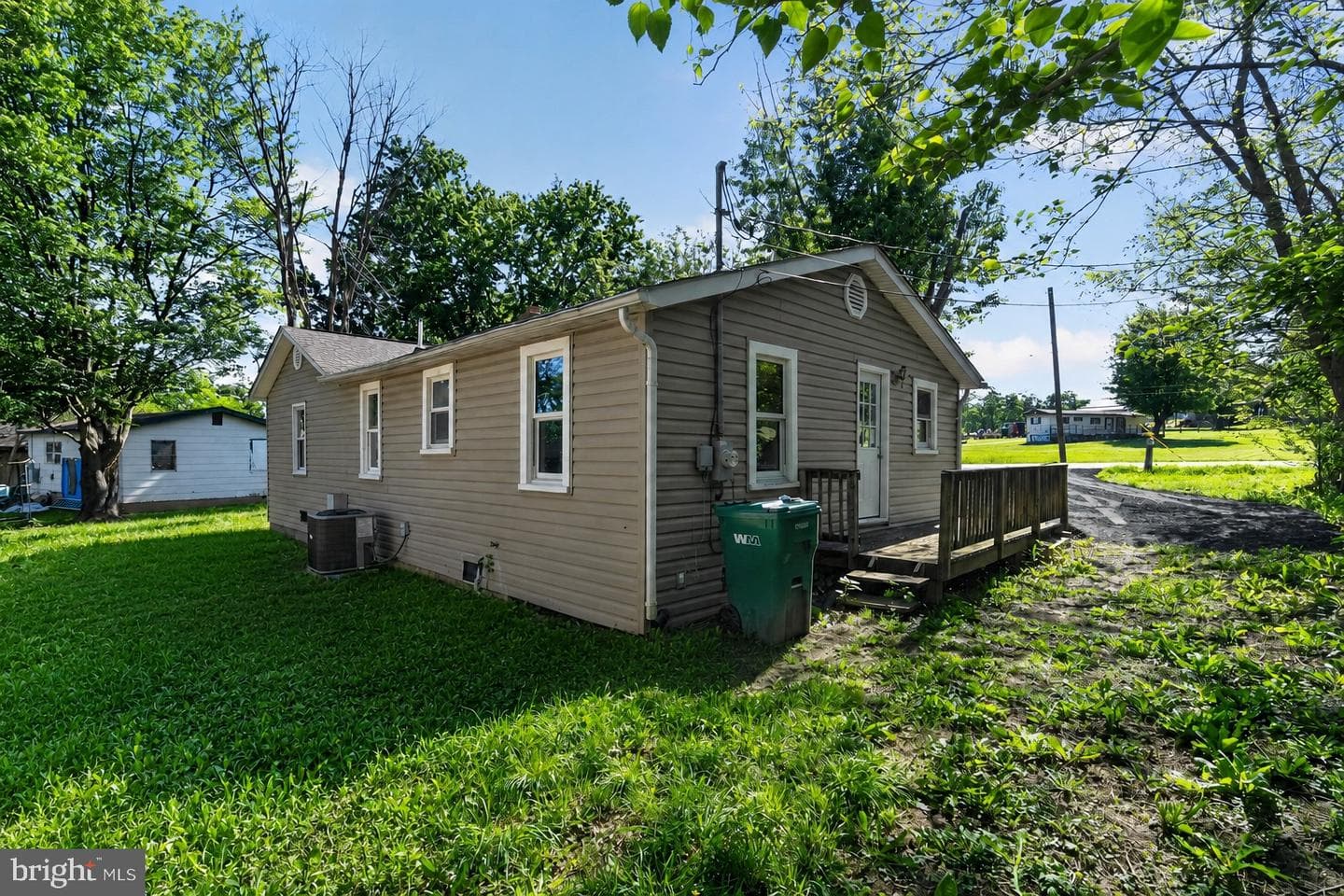586 Eldon Yates Drive photo 28