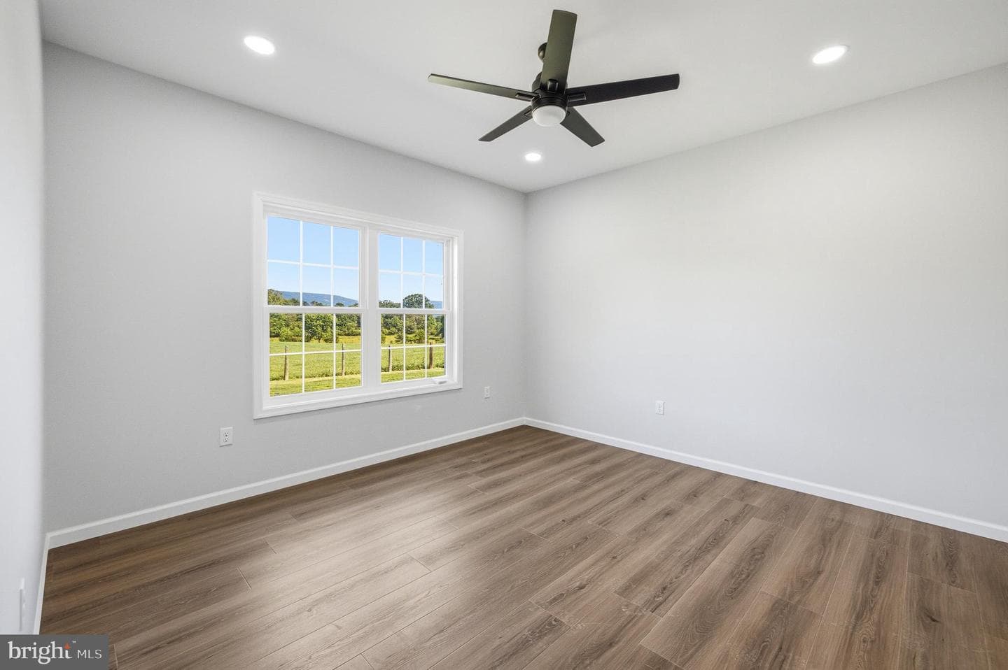 131 Deerfield Estates Drive photo 23