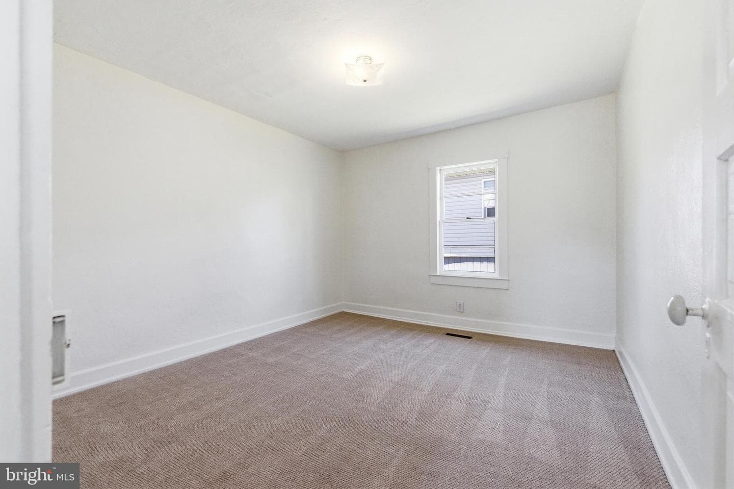 522 Luray Avenue photo 19