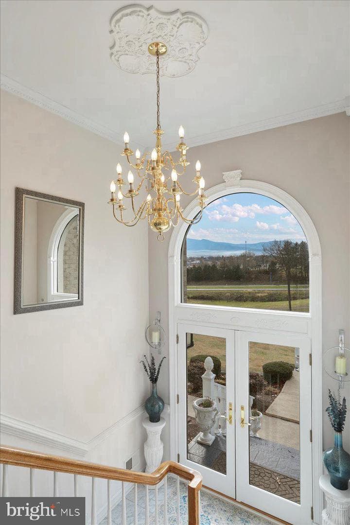 100 Cottage Drive photo 3