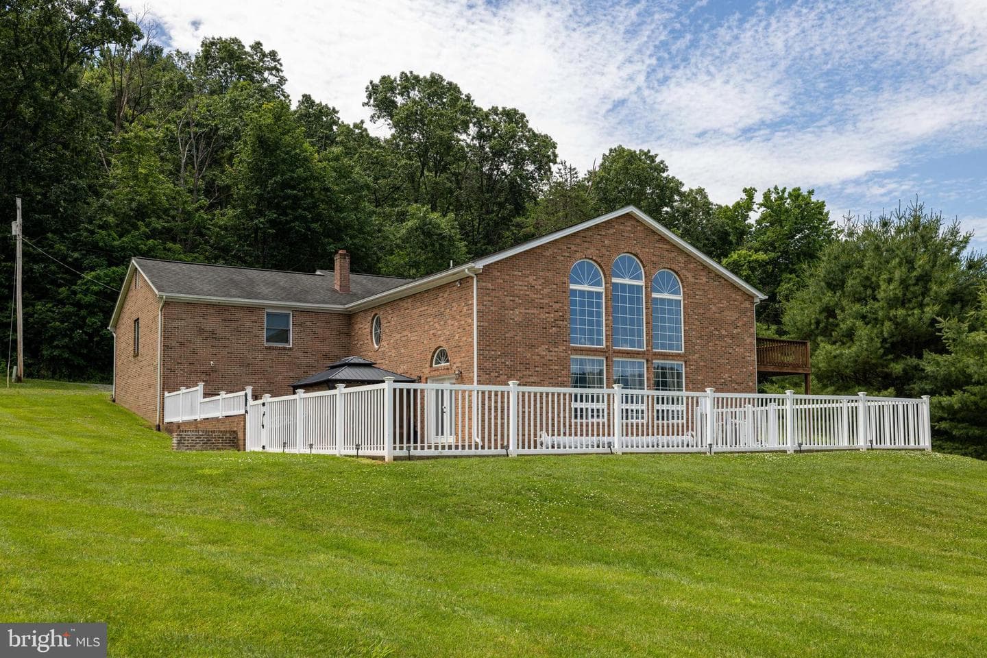 402 Lauck Lane photo 13