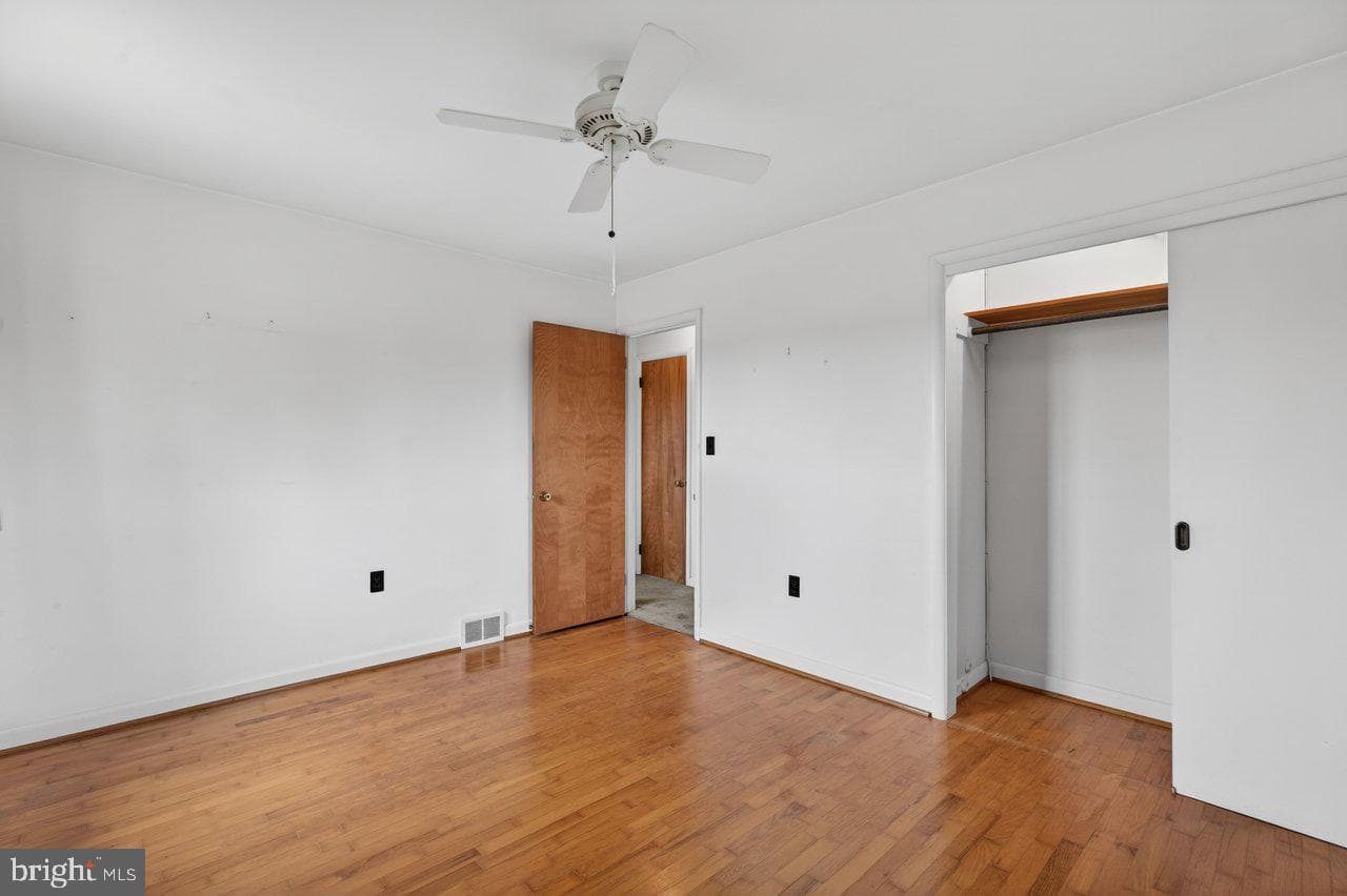 399 Whispering Hill Road photo 18