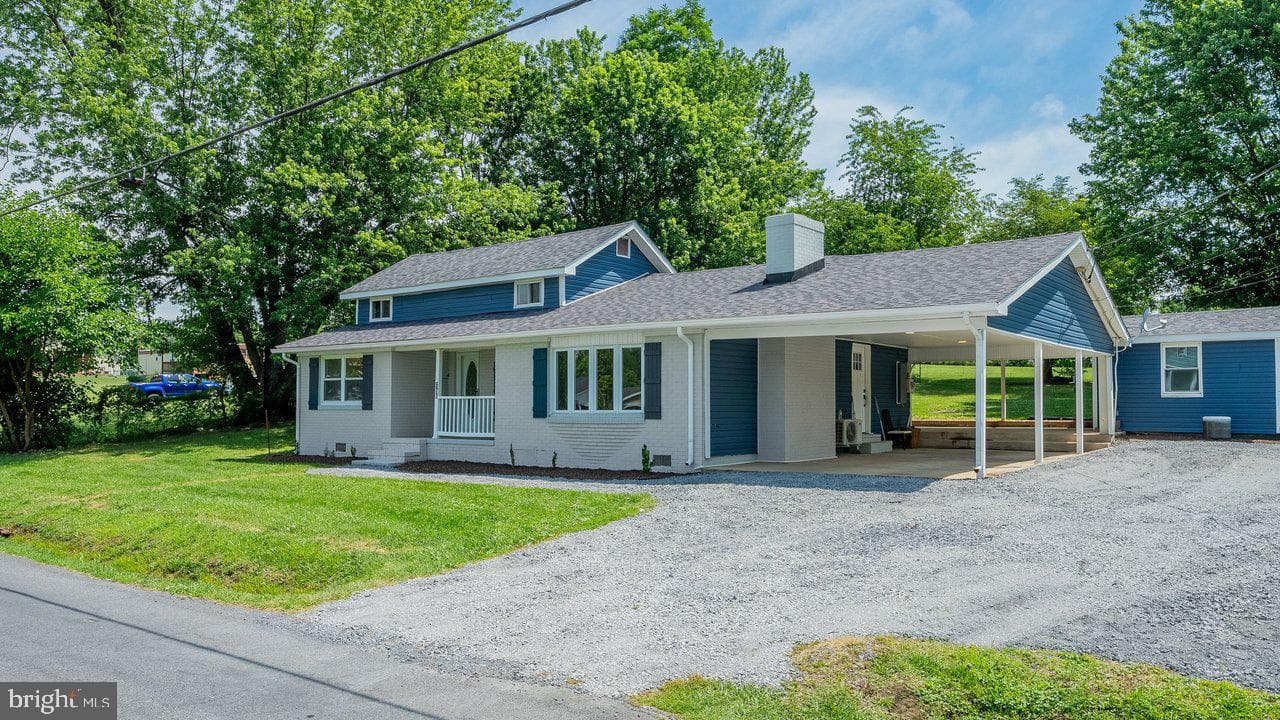 577 Pond Avenue, Stanley