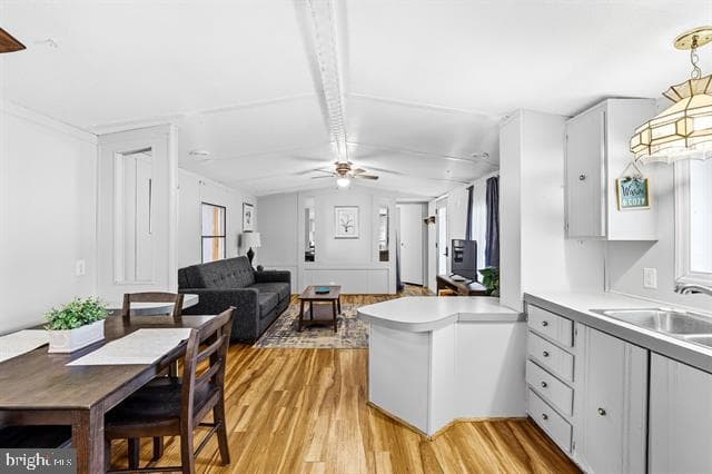 702 Richview Road photo 6