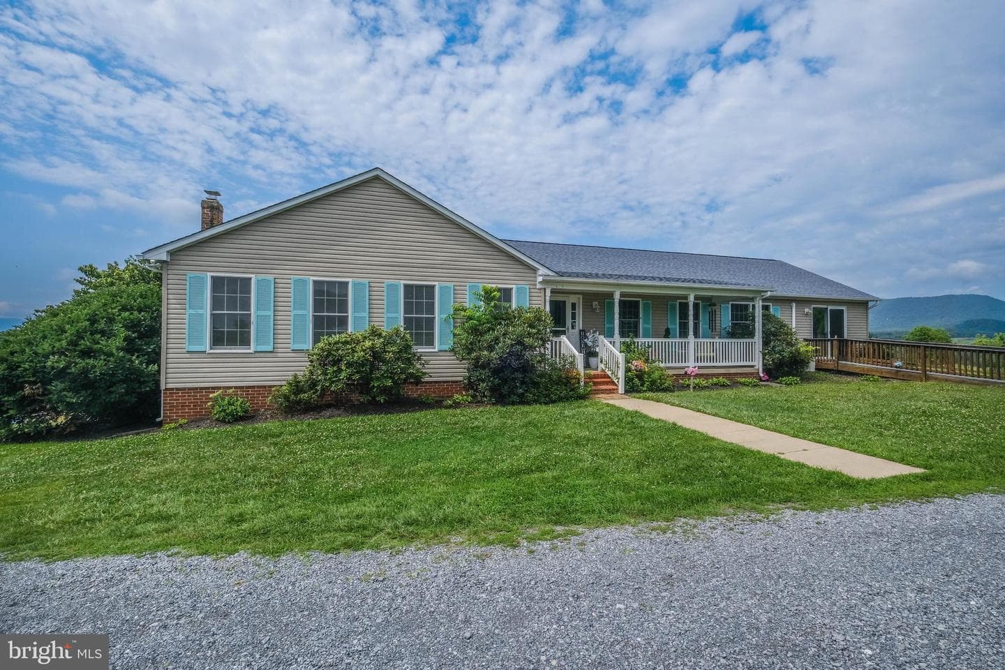 217 Silver Bell Lane, Luray