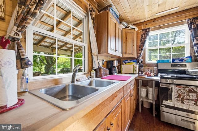 5855 Jollett Rd photo 17