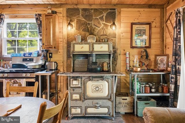 5855 Jollett Rd photo 18