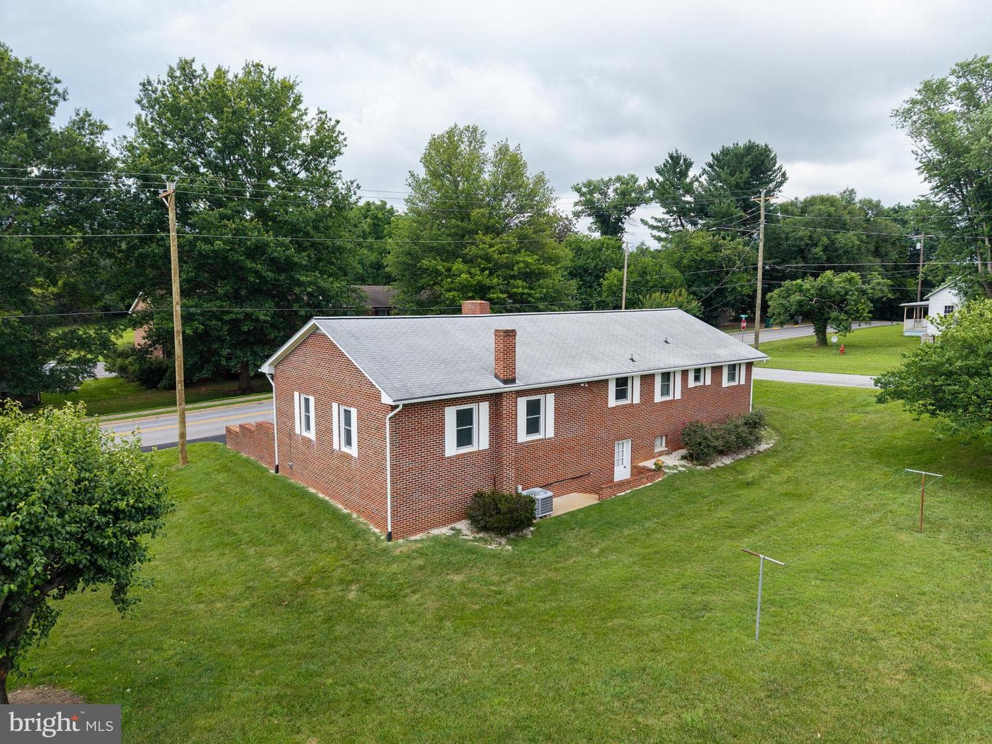 201 First Street, Luray
