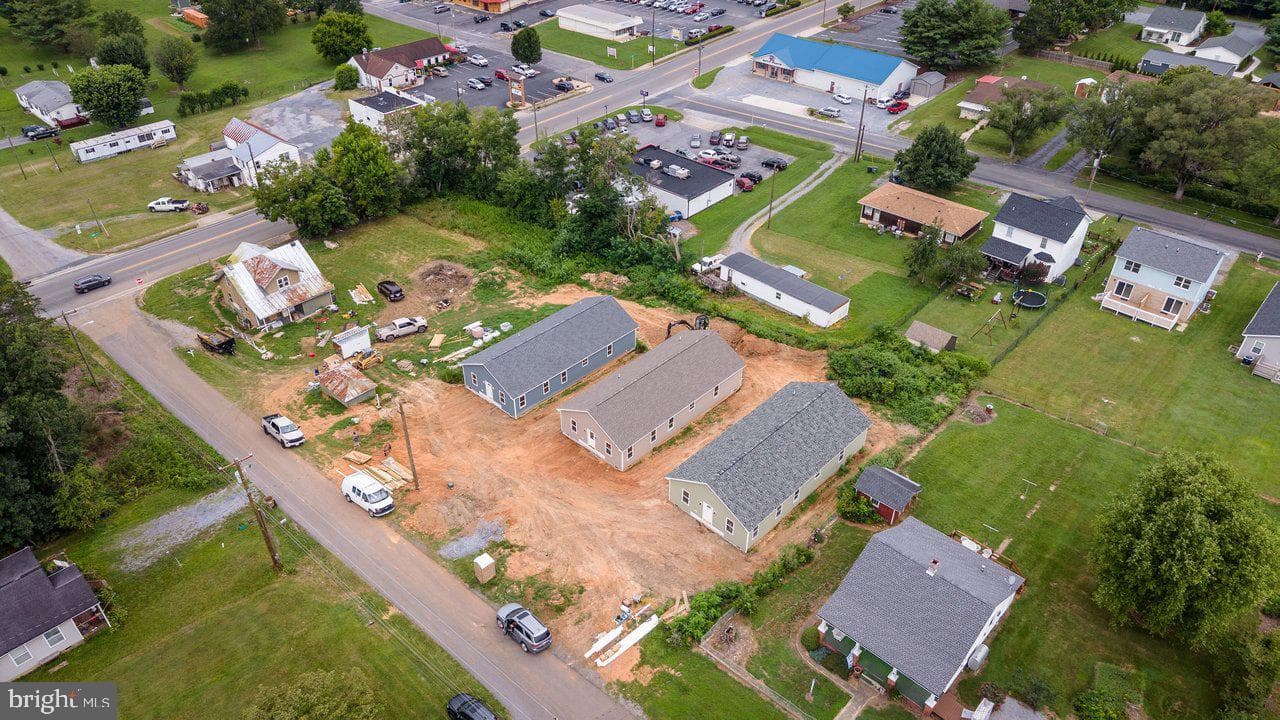 391 Trenton Ave. photo 29