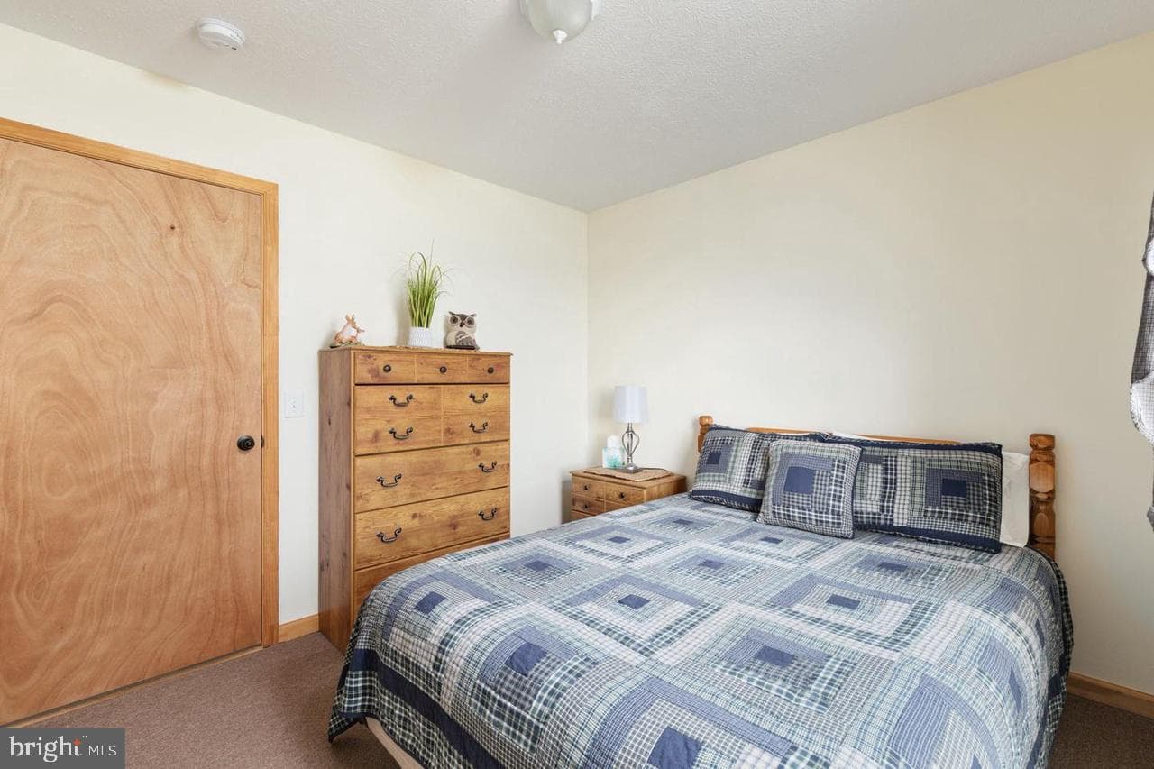 897 Helms Road photo 27