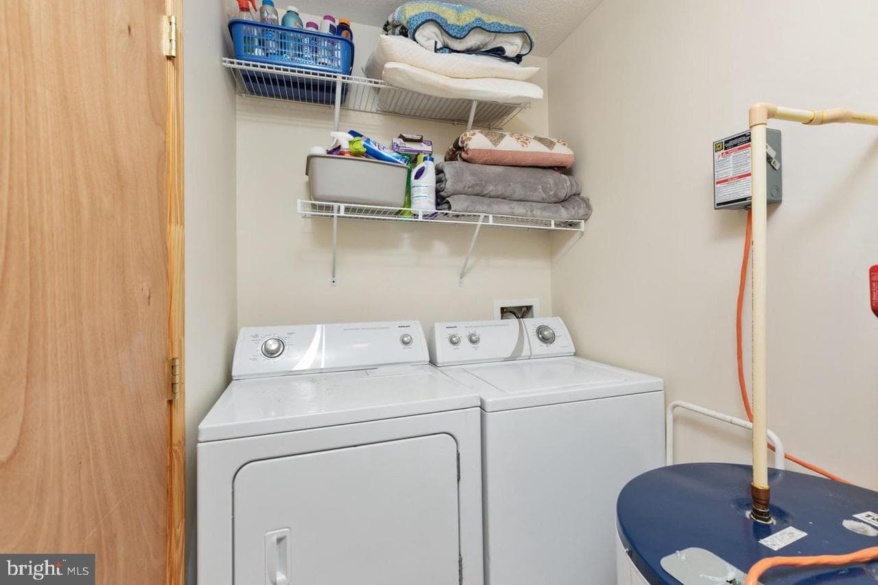 897 Helms Road photo 31