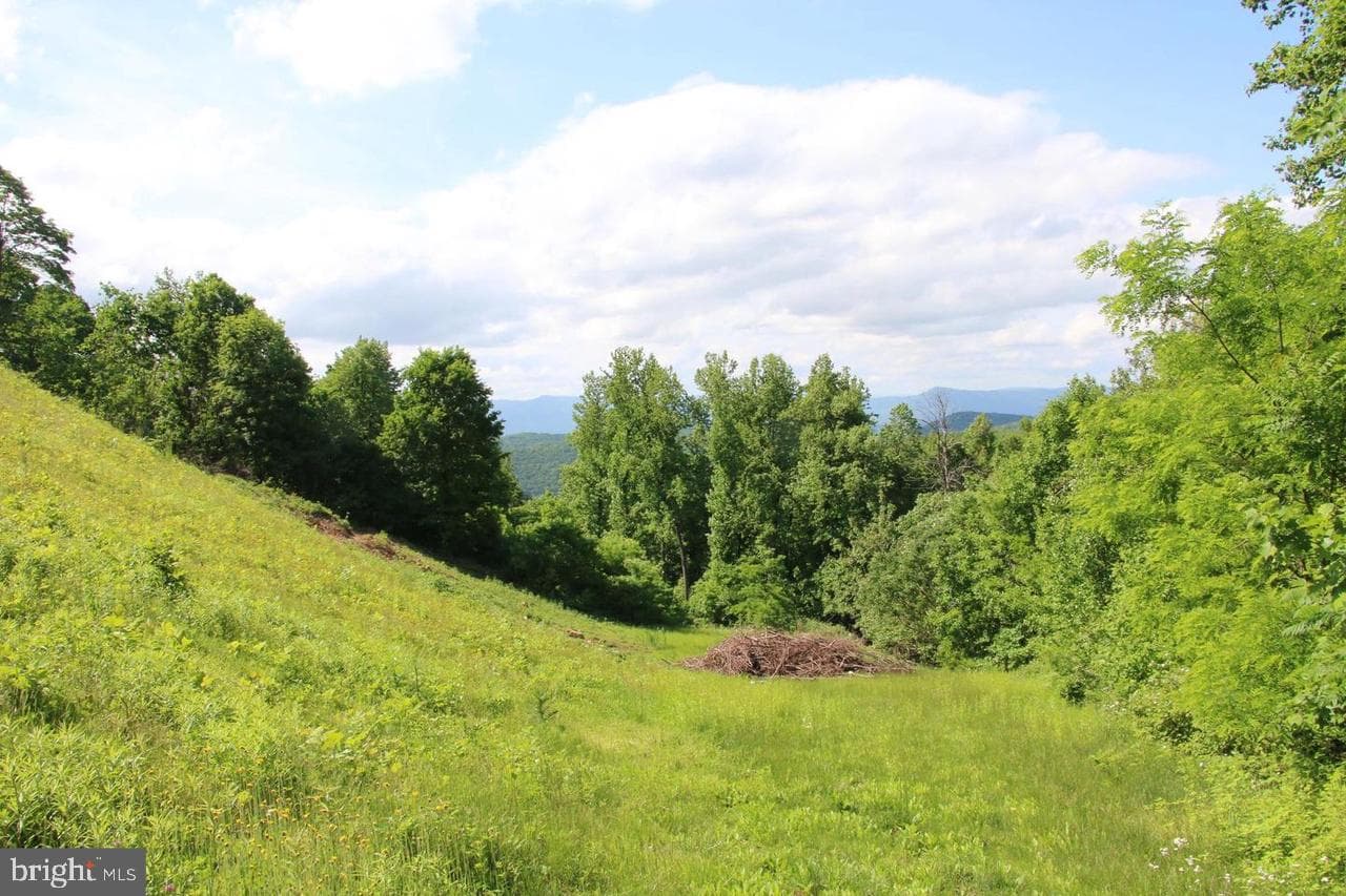 897 Helms Road photo 38