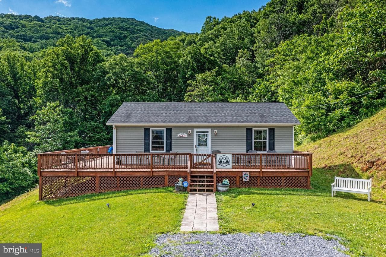 897 Helms Road photo 59