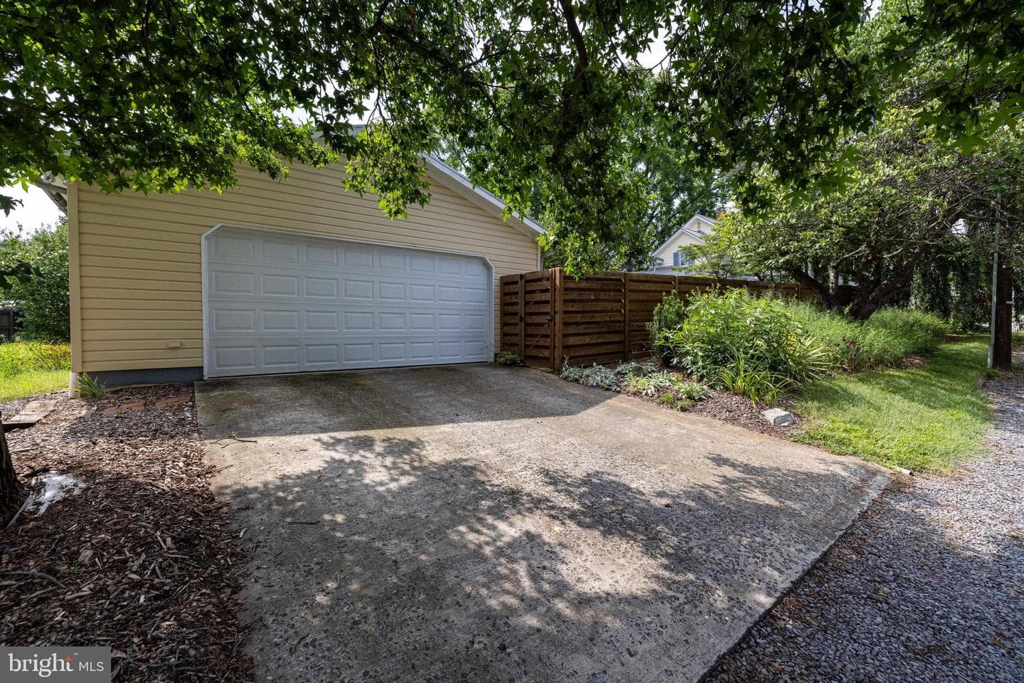 116 Cave Street photo 110