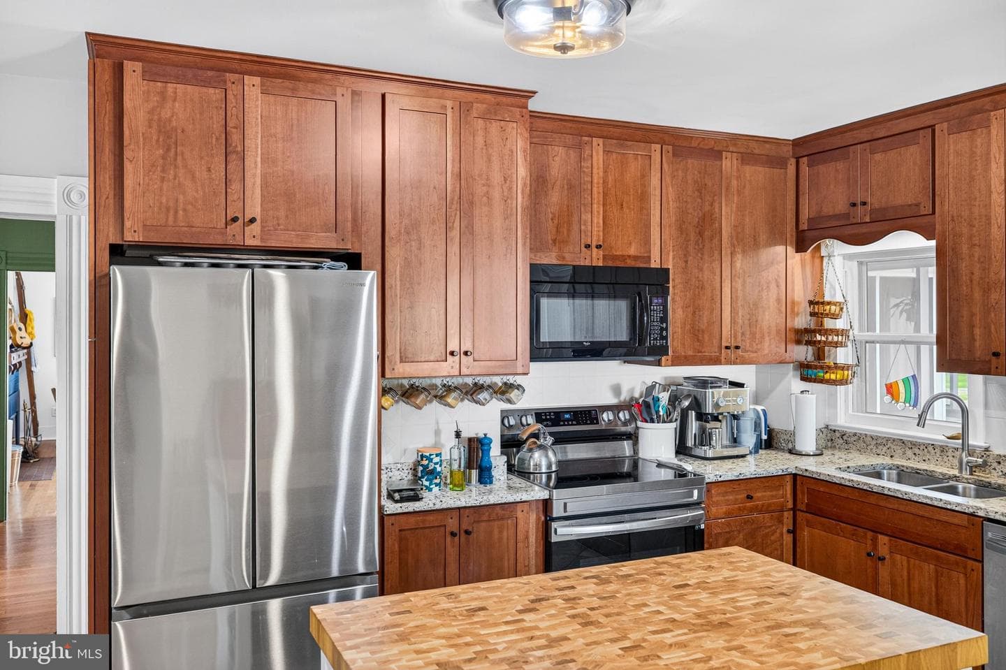 116 Cave Street photo 25