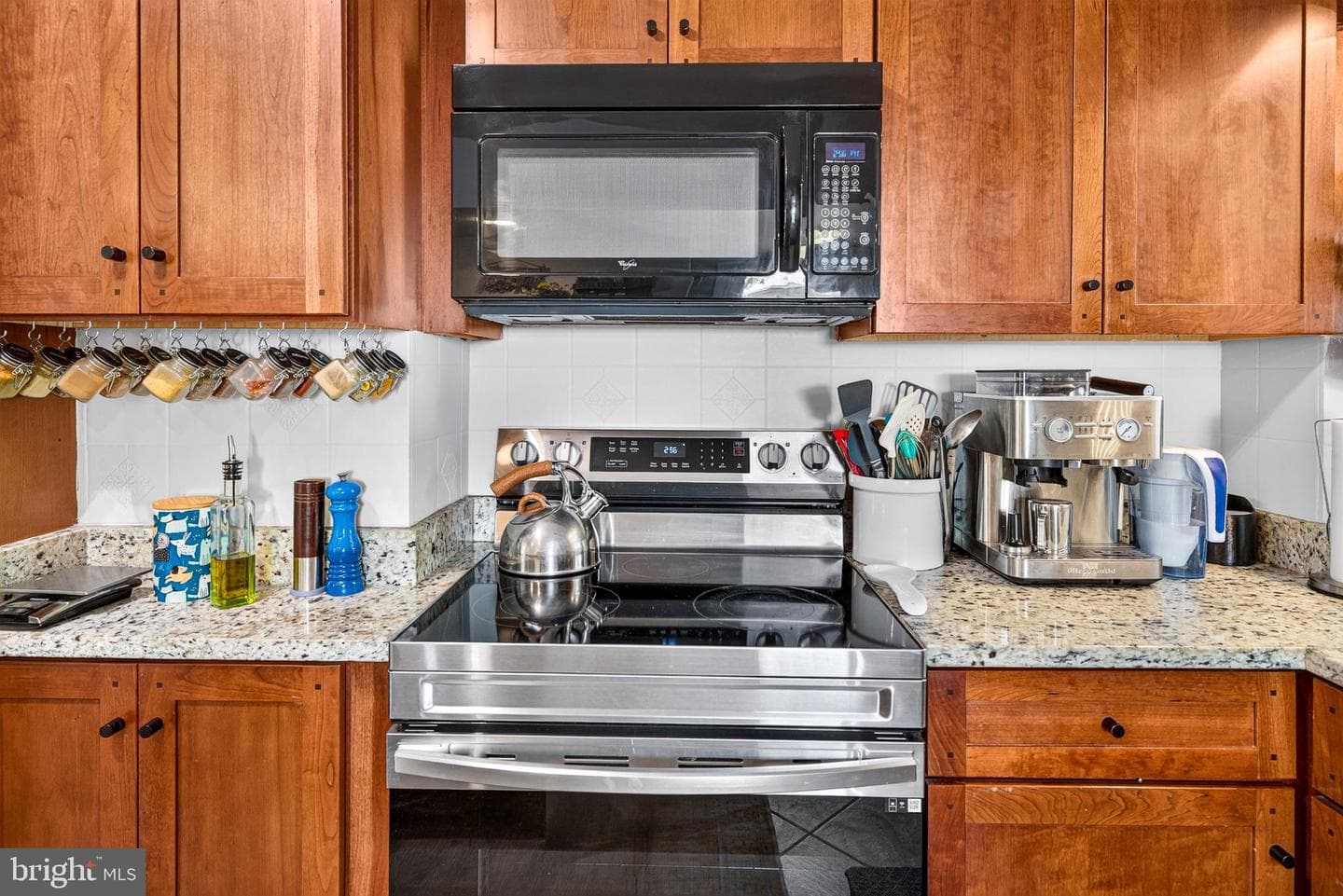 116 Cave Street photo 27