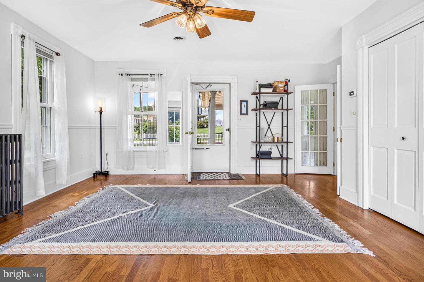 116 Cave Street photo 41