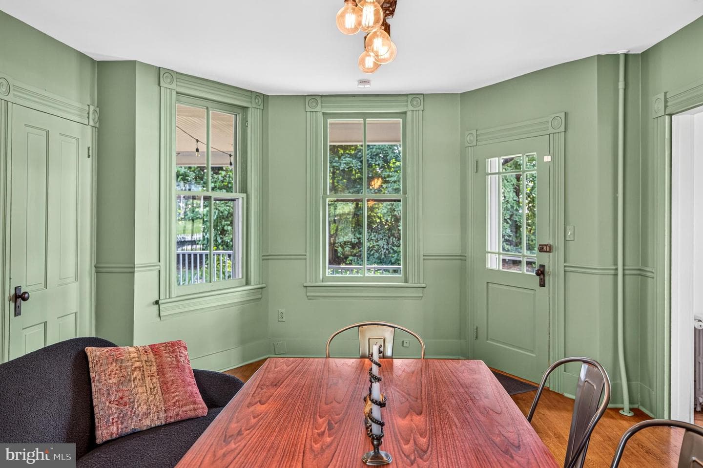 116 Cave Street photo 48