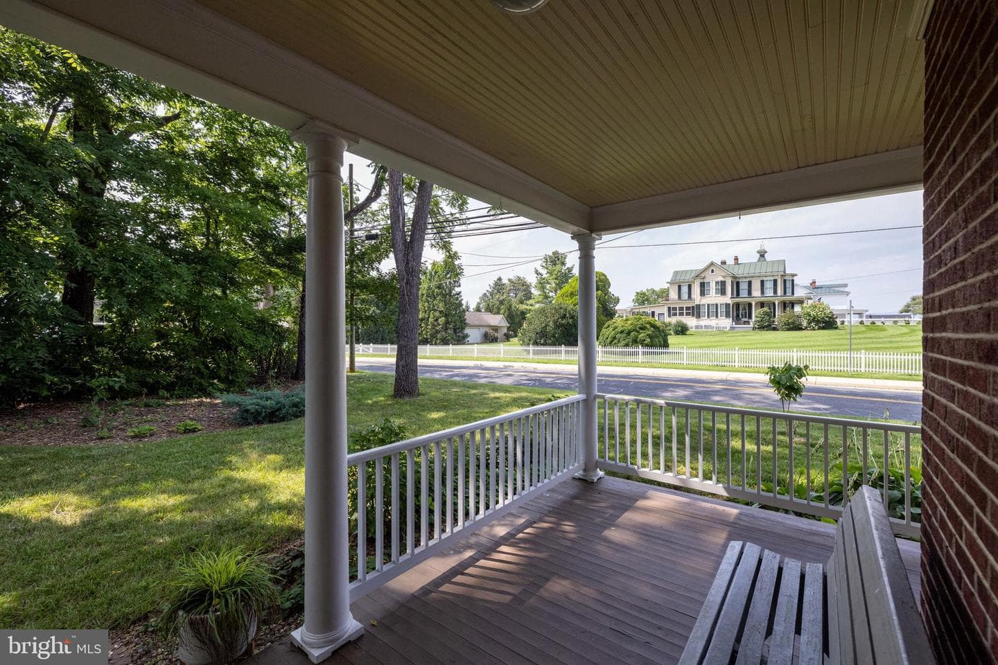116 Cave Street photo 84