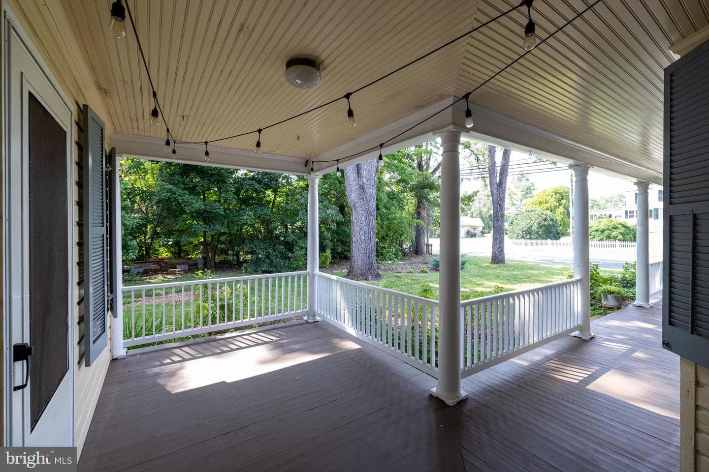 116 Cave Street photo 87
