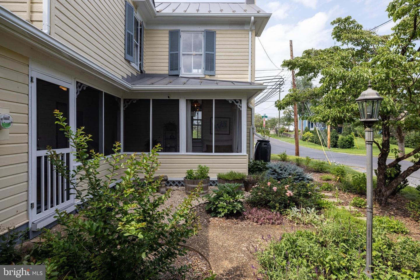 116 Cave Street photo 93