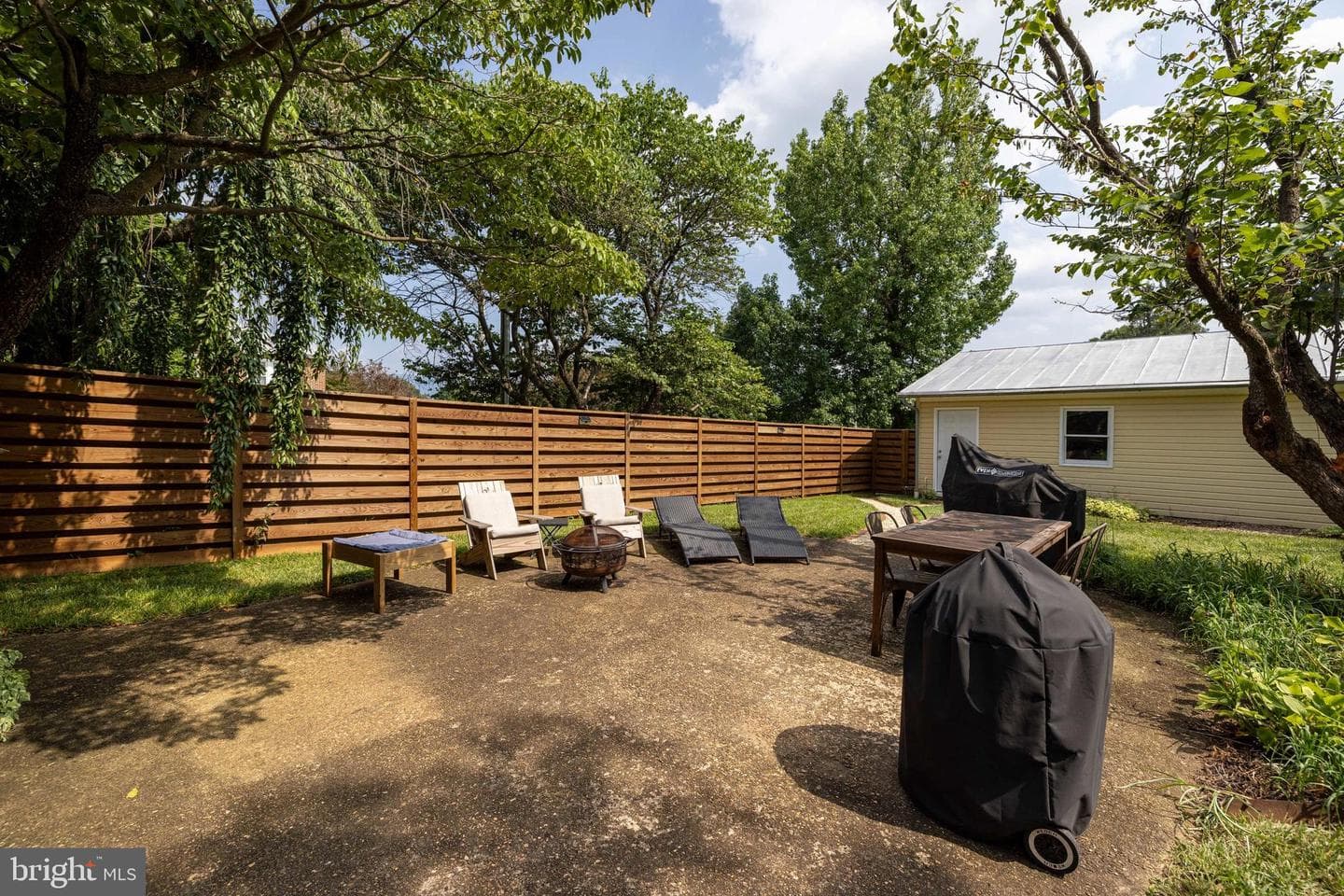 116 Cave Street photo 98