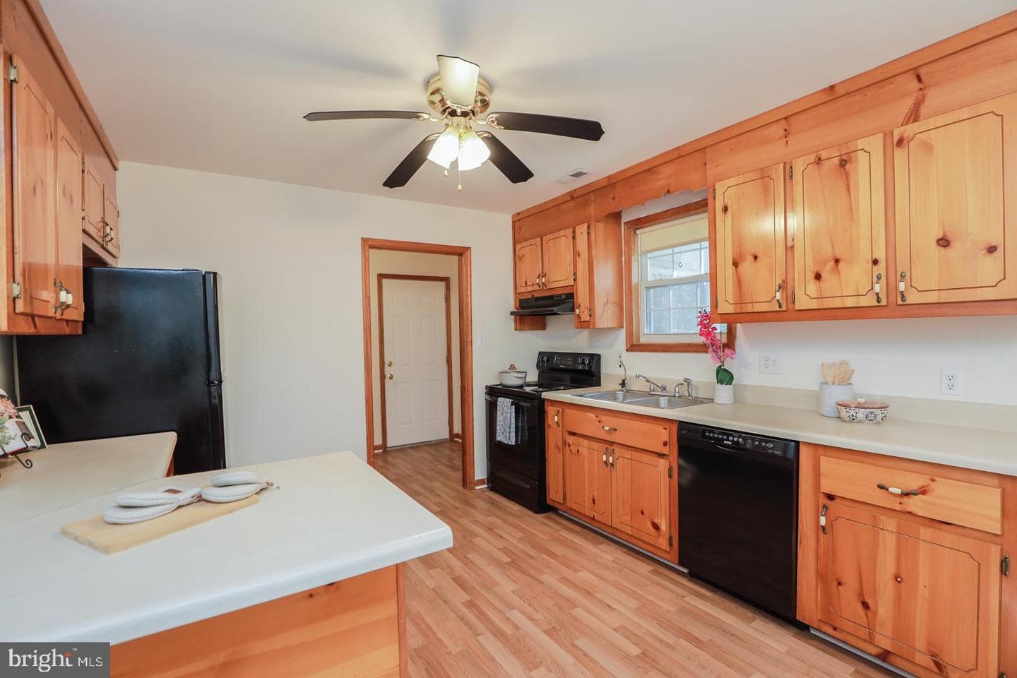 202 N Park Drive photo 2