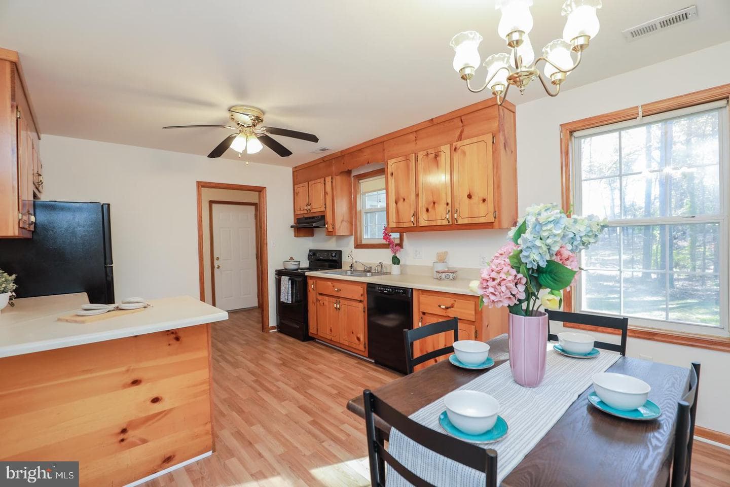 202 N Park Drive photo 4